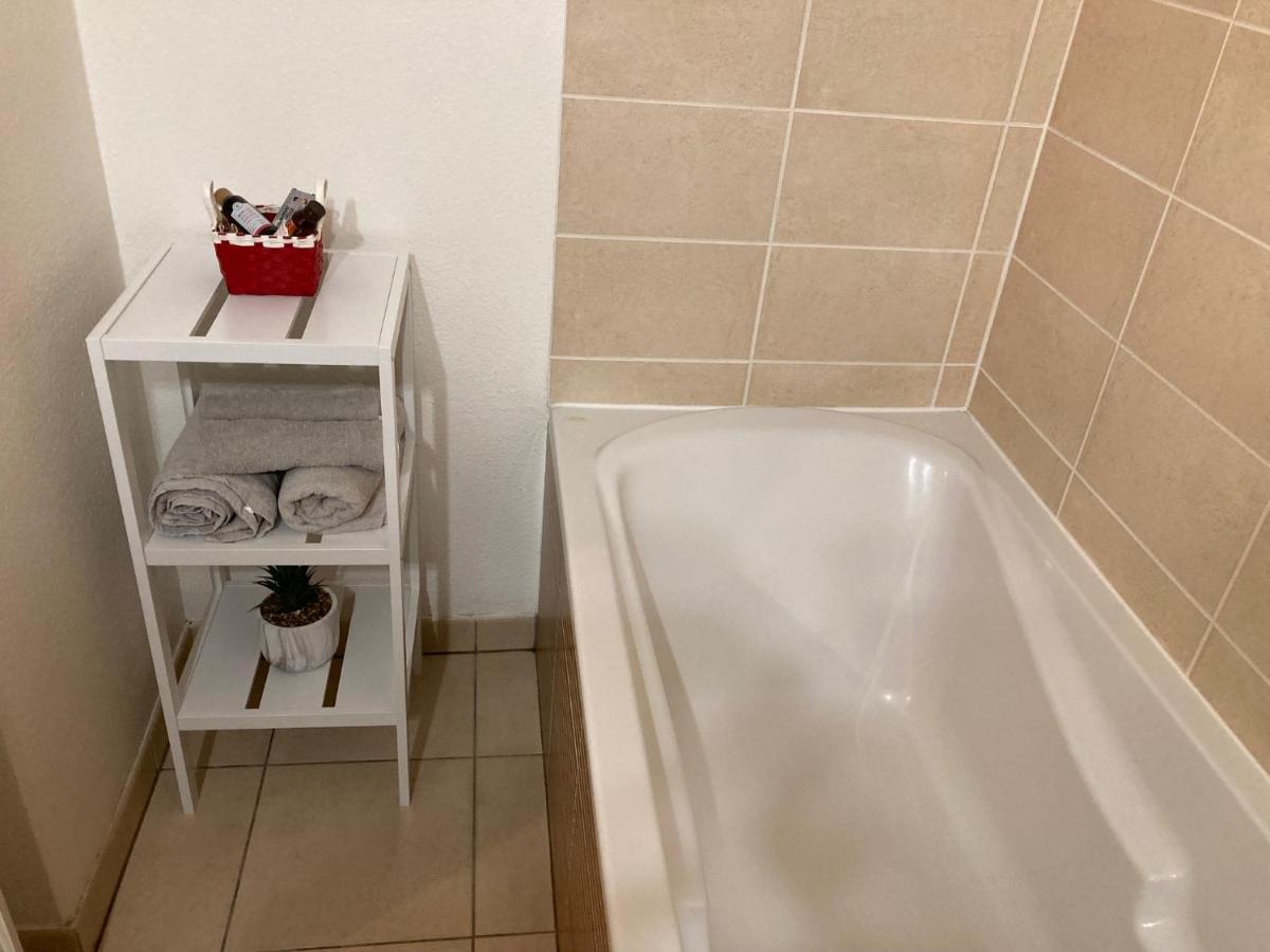 Le Gite De Marc - Parking Prive Gratuit + Terrasse Colmar Luaran gambar